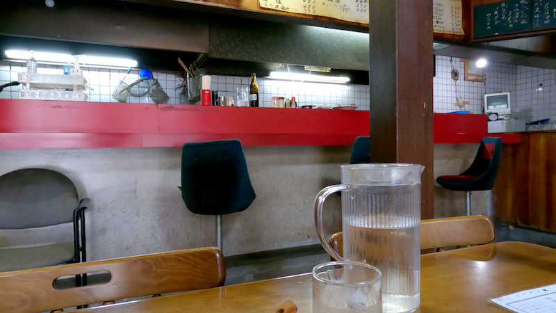 ラーメン丸久 カウンター